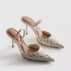 Zapatos de punta con lunares