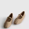 Zapatos Mary Jane con tachuelas