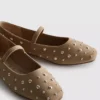 Zapatos Mary Jane con tachuelas