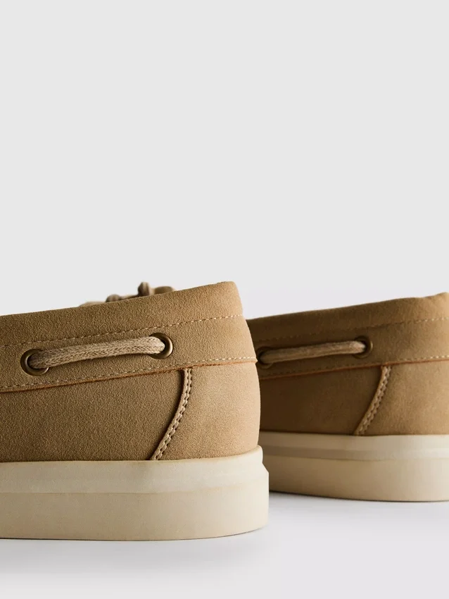 Zapatos náuticos con cordones