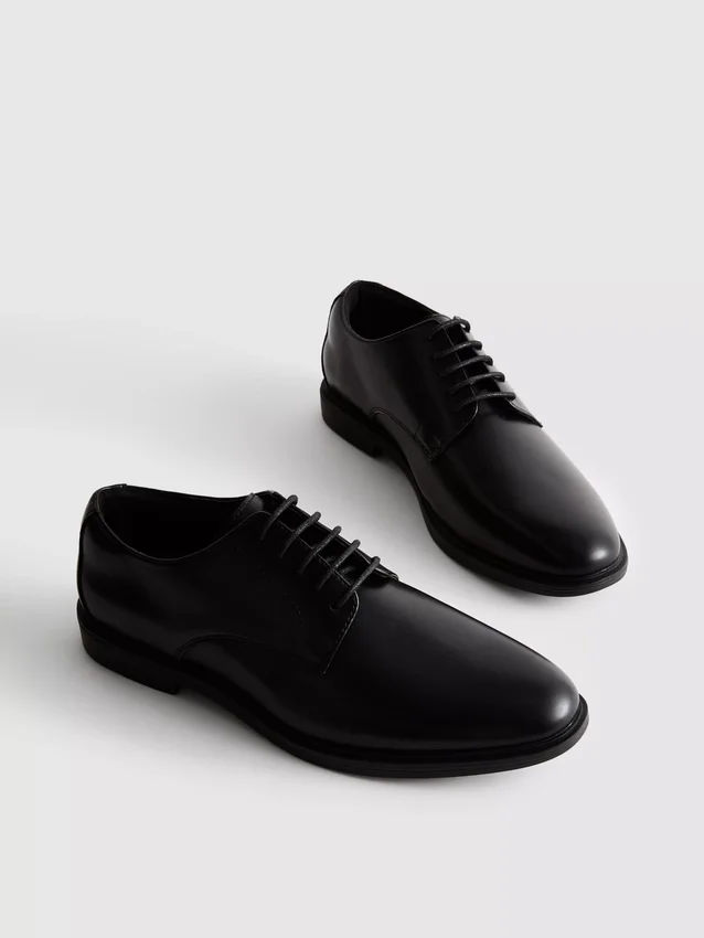 Zapatos oxford con cordones