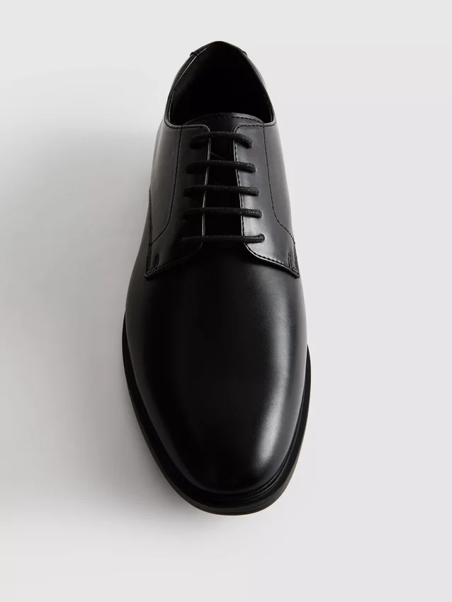 Zapatos oxford con cordones