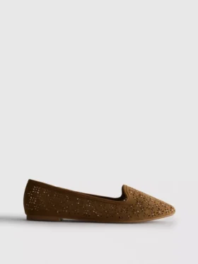 Zapatos planos con aberturas