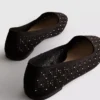 Zapatos planos con aberturas