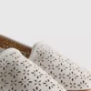 Zapatos planos con aberturas