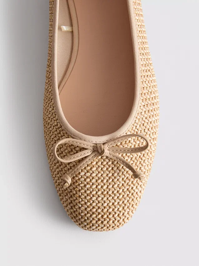Zapatos planos con cuentas