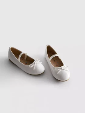 Zapatos planos de charol