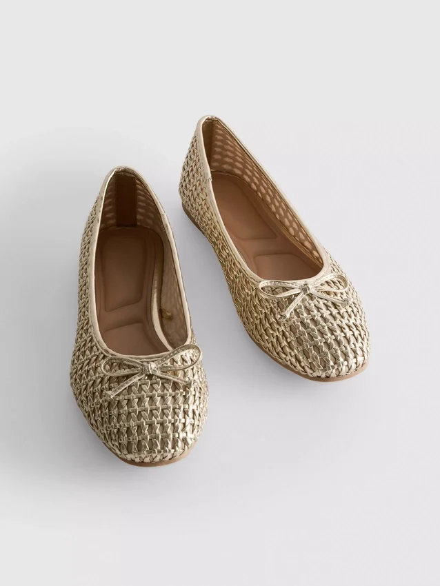 Zapatos planos tejidos