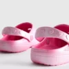 Zuecos con corazones